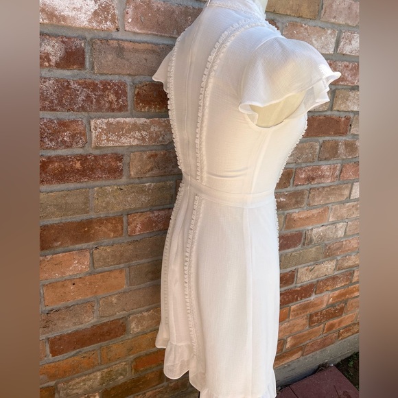 Adriana Papell White Flutter Sleeve Chiffon Dress Size 2 - Picture 6 of 9